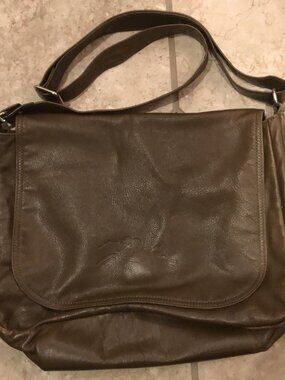 Vintage Longchamp leather flap carryall messenger satchel laptop shoulder bag
